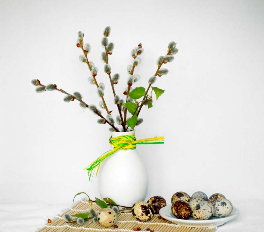 Открытка верба в кувшине и перепелиные яйца  верба  Mit einem Palmsonntag 