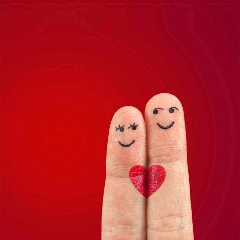 Открытка пальцы любят друг друга  одно целое  Ich liebe dich 